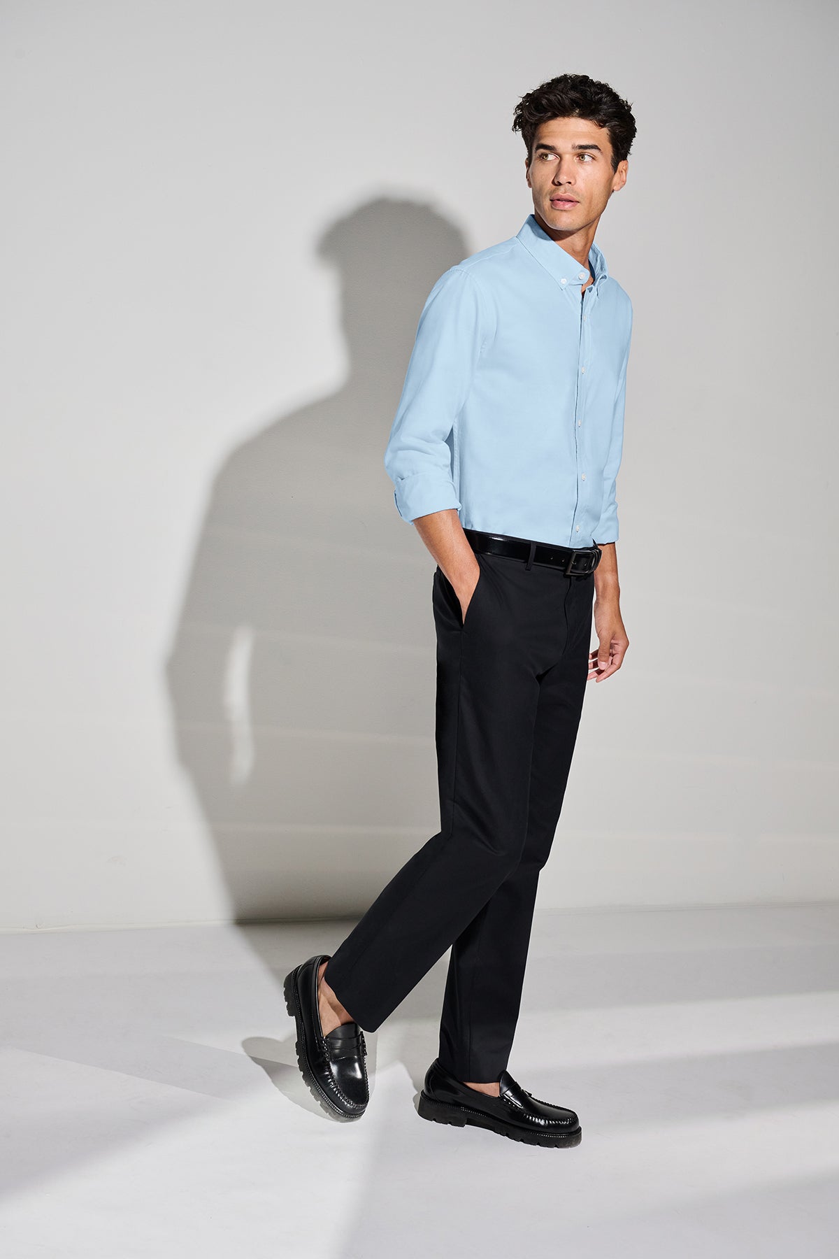 Classic oxford dress shirt with structured collar