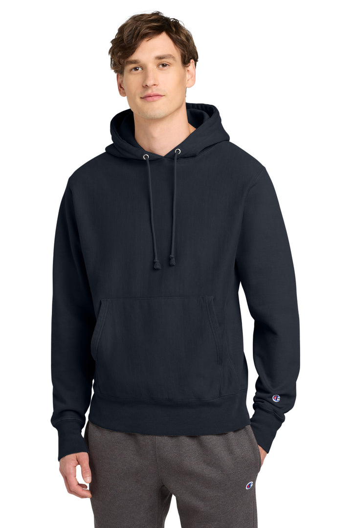 Champion Reverse Weave    Garment-Dyed Hooded Sweatshirt