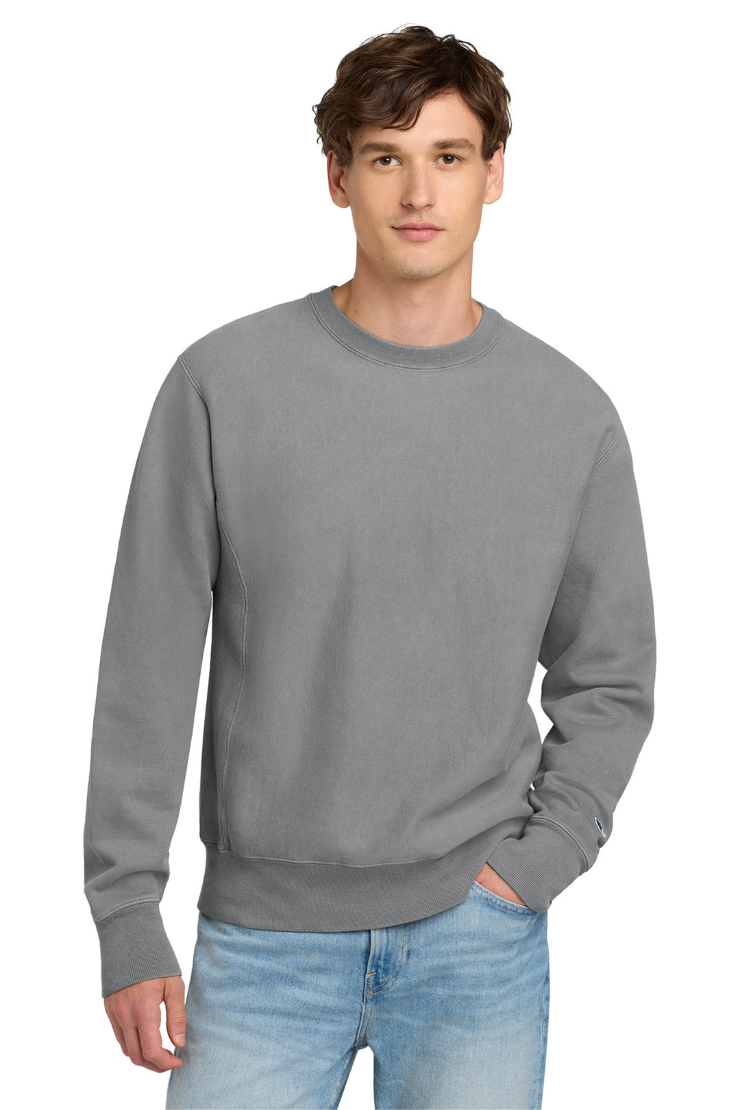 Champion Reverse Weave    Garment-Dyed Crewneck Sweatshirt