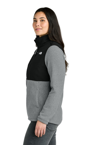 The North Face Women's Highest Peak Full-Zip Fleece Jacket NF0A8BUR